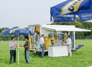 Radbrauerei Gebr. Bucher – Günzburger Weizen – Mietservice, Markisenwagen